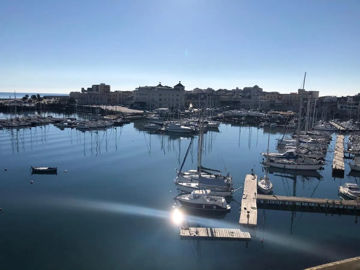 シラクーサ Ortigia D'Amare Bed & Breakfast
