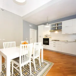 Ortigia Casa Flora Apartment